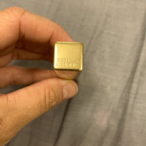 Ester Lauder Saucy Lipstick - Picture 3 of 3